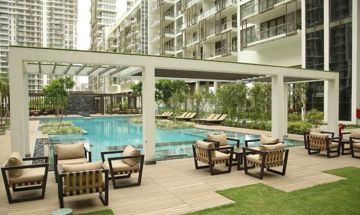 M3M Golfestate M-Cafe and fine-dining interior with panoramic views, Sector 65 Gurugram